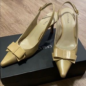 Ellen Tracy nude sling back